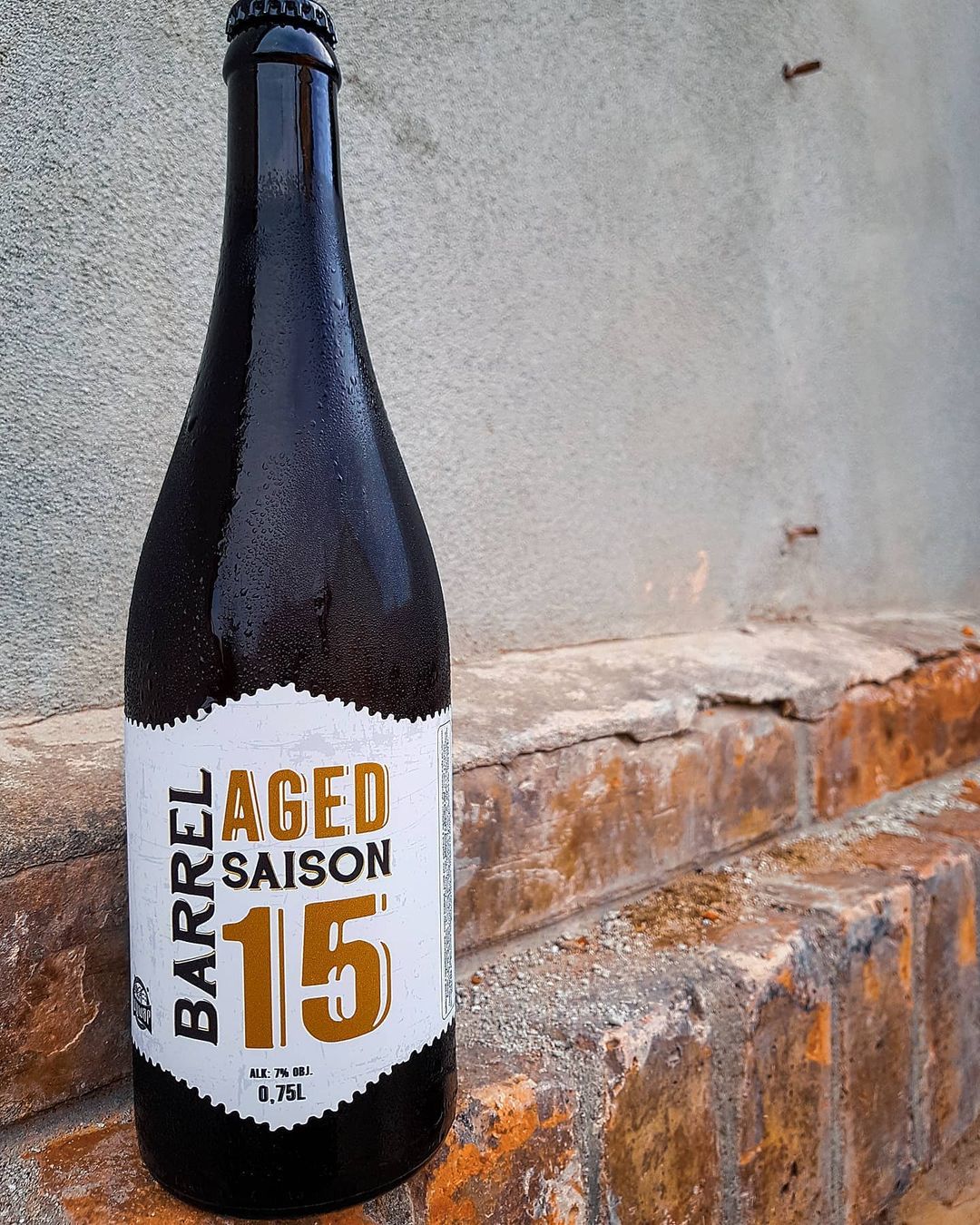 Máme v ponuke túto špecialitku  

Barrel Aged Saison, odležaný pol roka v drevenom sude po vínovici.
Aktuálne v predaji len u nás v limitovanom množst